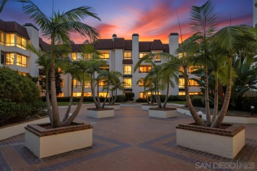 5865 Friars Road #3104 photo 28