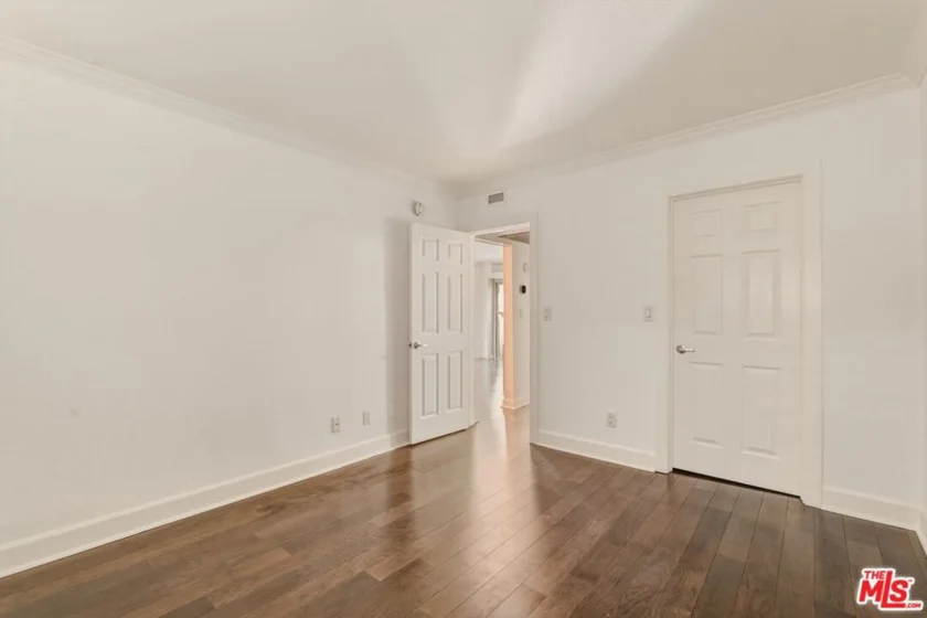 141 S Clark Drive #225 photo 21