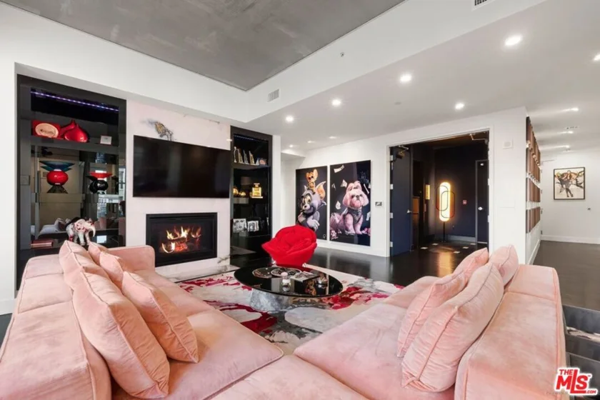 10776 Wilshire Boulevard #403 photo 4