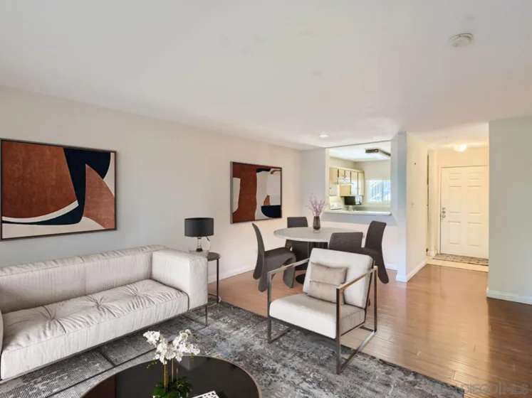 7405 Charmant #2229 photo 1