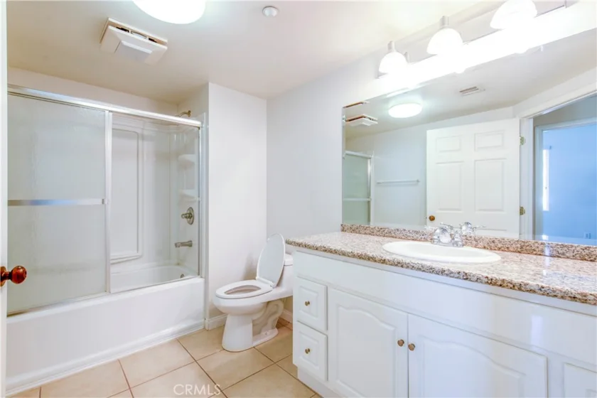1448 N Fair Oaks Avenue #Unit 107 photo 4