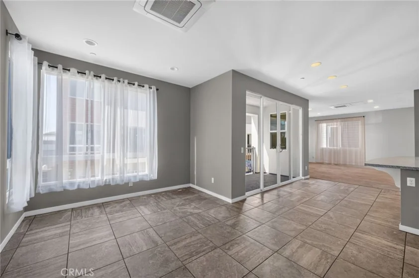 821 Brickyard photo 30