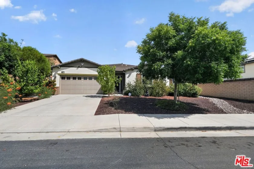 30272 Rustler Way photo 1