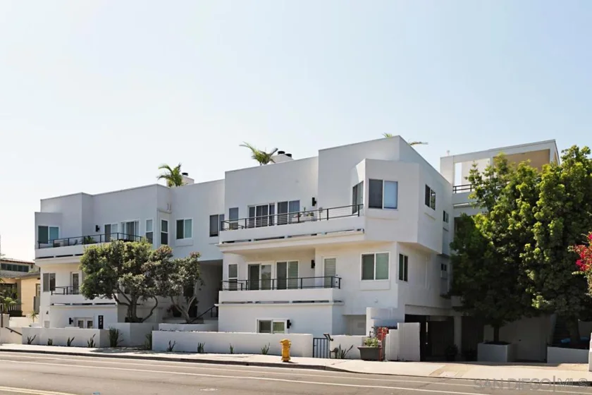 422 Rosecrans Street #3 photo 1