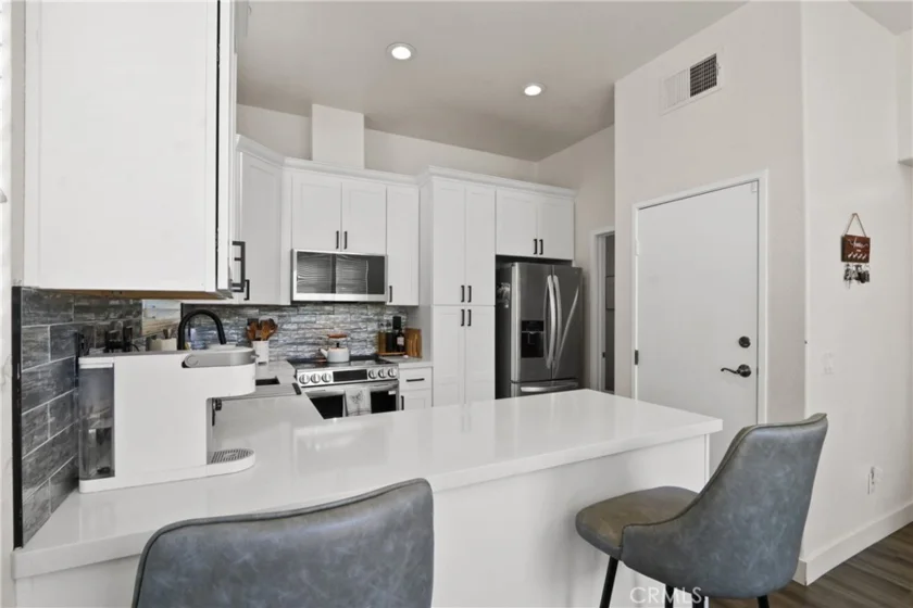 1071 S Volterra photo 14
