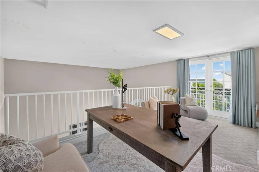 1820 Holmby Avenue #1 photo 17