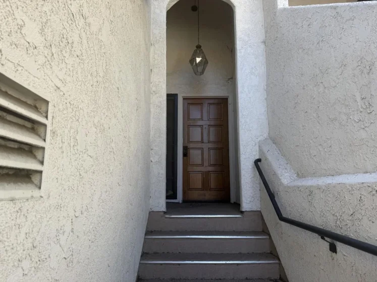 1560 Apache Drive #D photo 2