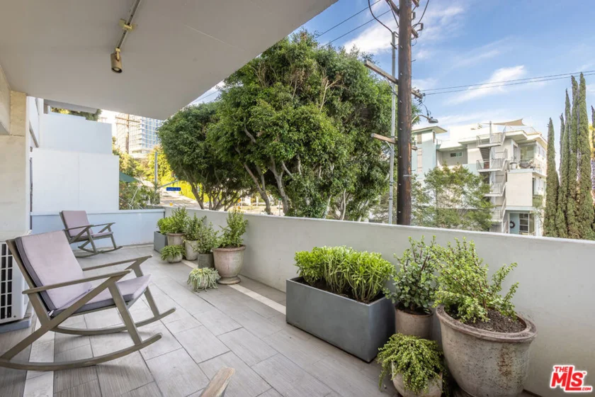 1155 N La Cienega Boulevard #110 photo 29