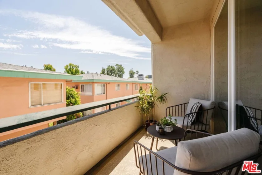 960 San Pasqual Street #203 photo 36