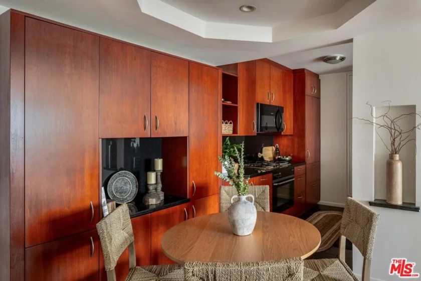 1230 Horn Avenue #728 photo 5