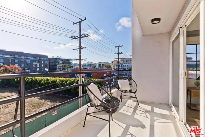 1532 9th Street #8 photo 23