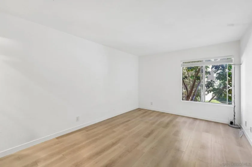 4600 Lamont Street #204 photo 17