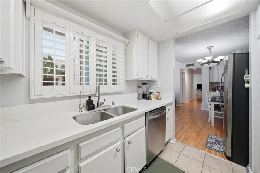 10452 W Briar Oaks photo 25
