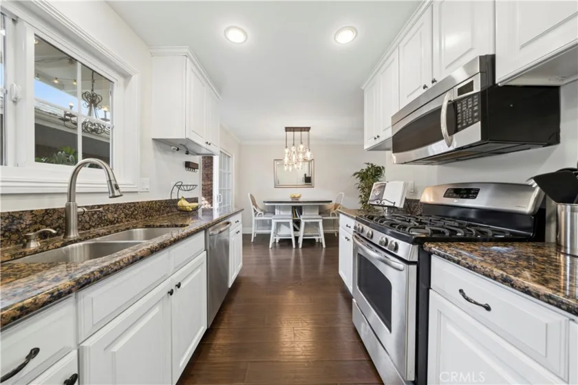 2414 Niagara photo 13