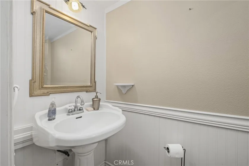 21211 Serra Vista photo 25