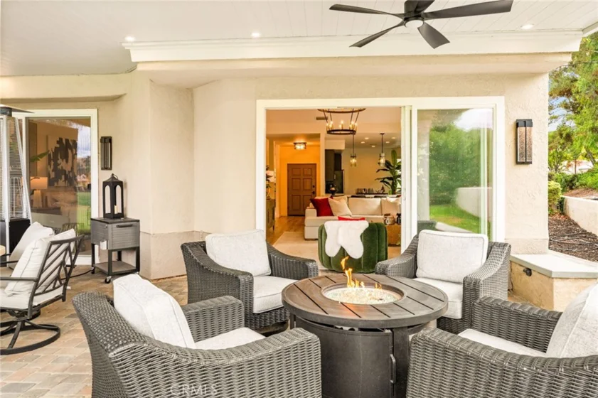 38521 Glen Abbey photo 23