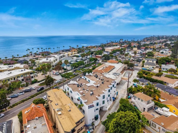 5437 La Jolla Boulevard photo 44