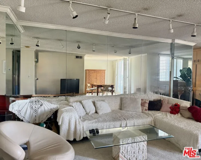 100 S Doheny Drive #1009 photo 13