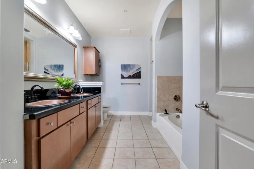 840 E Green Street #329 photo 13