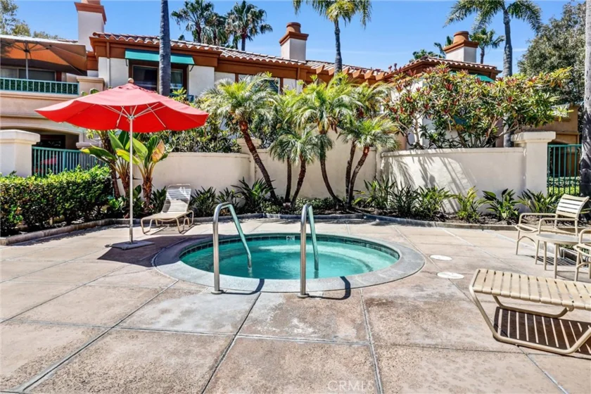 360 Villa Point Drive photo 19