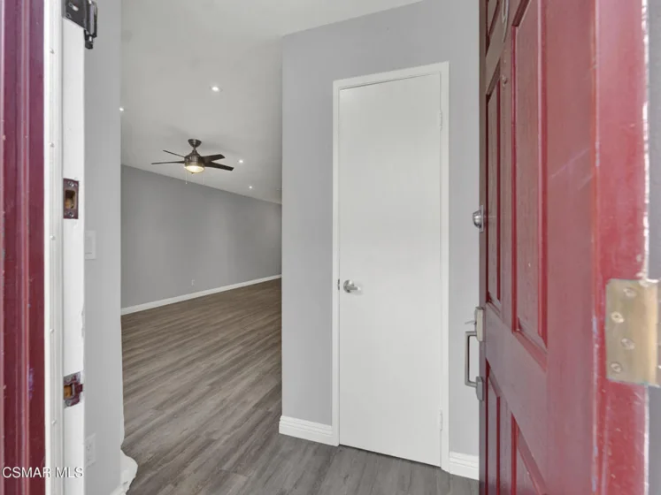 4230 Whitsett Avenue #9 photo 7