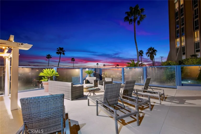 1200 N N Harbor Drive #7-C photo 34