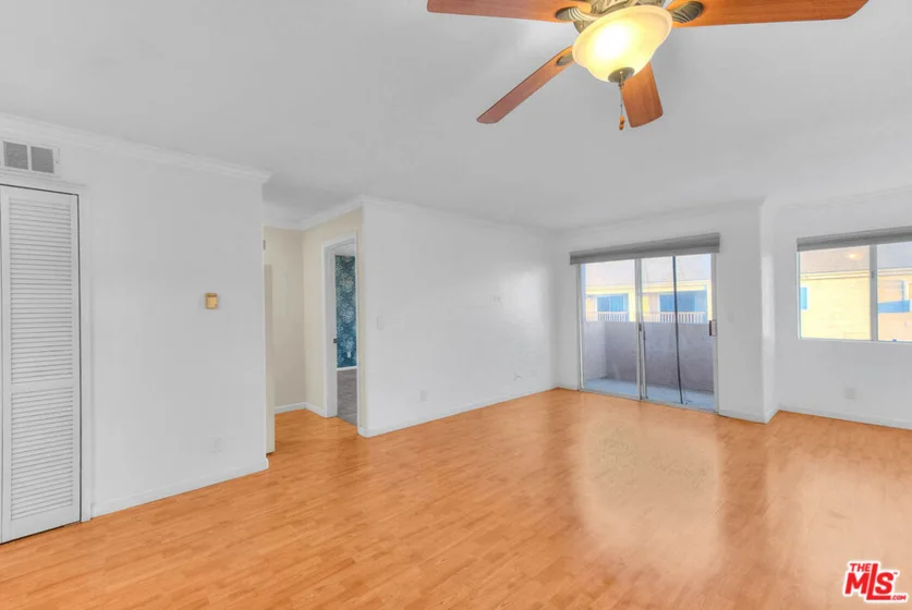 1485 Obispo Avenue #6 photo 16
