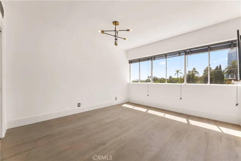 999 N Doheny Drive #310 photo 10