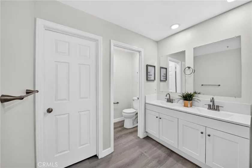 1131 Campbell Street #210 photo 26