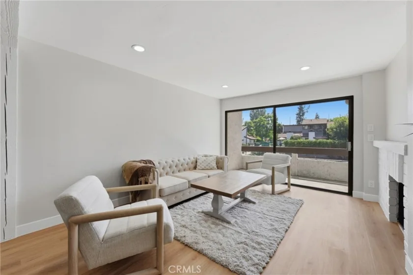 6275 Canoga #68 photo 2