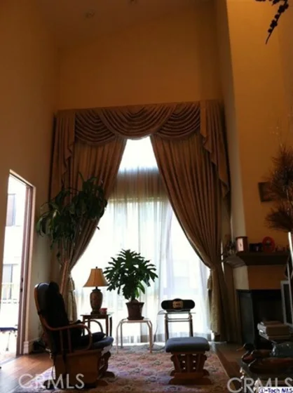 10862 Bloomfield Street #305 photo 1