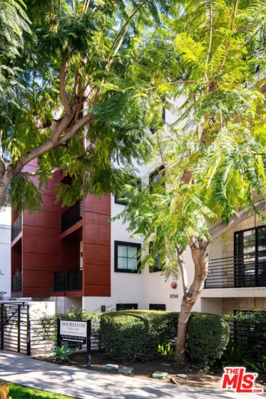 8788 Shoreham Drive #10 photo 1