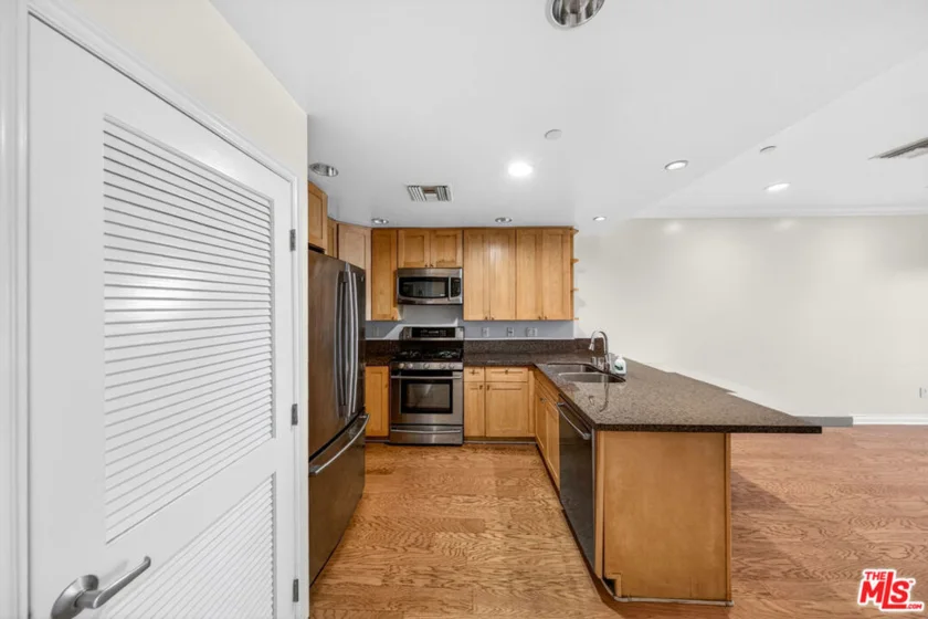 3061 W 12th Place #207 photo 10