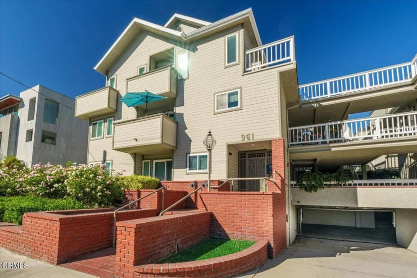 961 E California Boulevard #109 photo 46