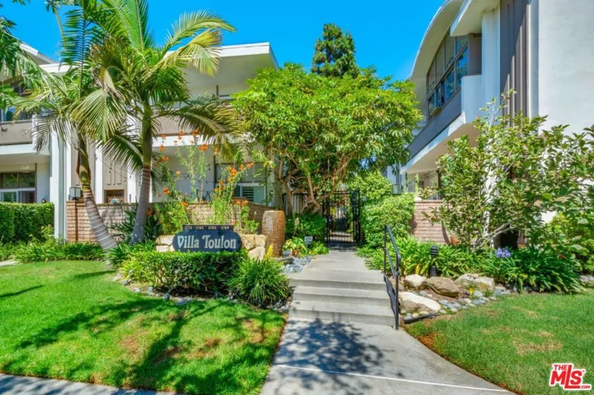 4764 La Villa Marina #M photo 1