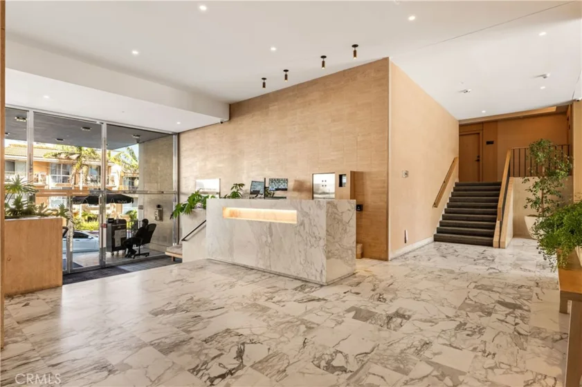 999 N Doheny #310 photo 31