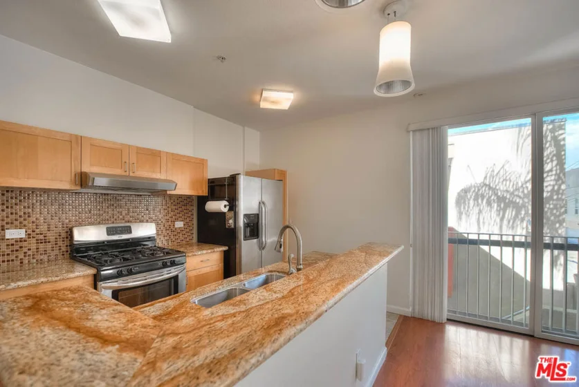 302 E 19th Street #7 photo 8