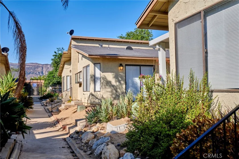 16519 Joy Street photo 1