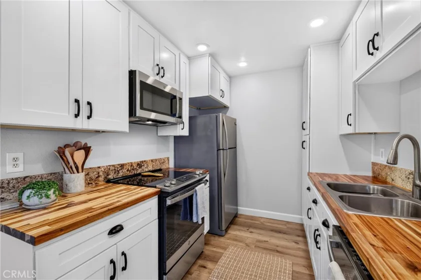 378 S Miraleste Dr Unit 431 photo 13