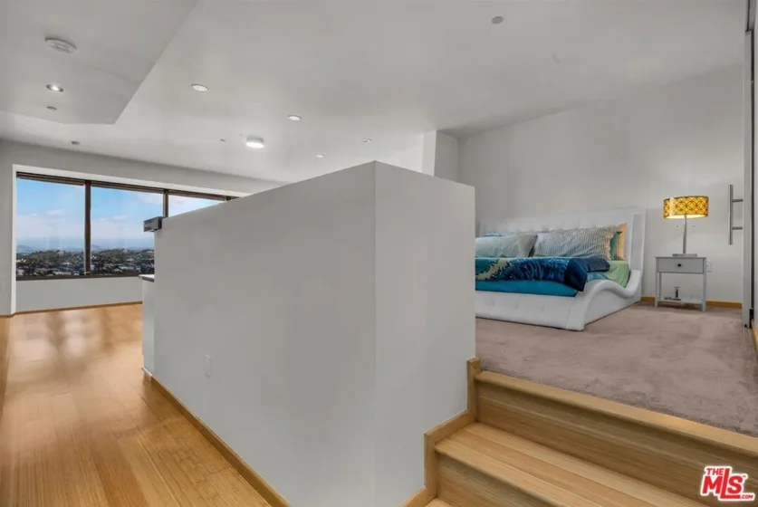 1100 Wilshire Boulevard #2605 photo 8