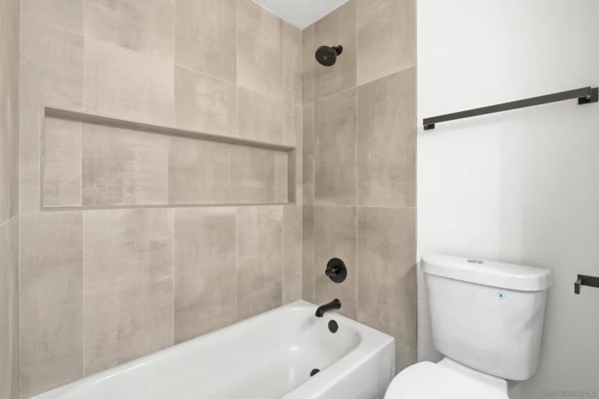 2260 Worden Street #5 photo 8