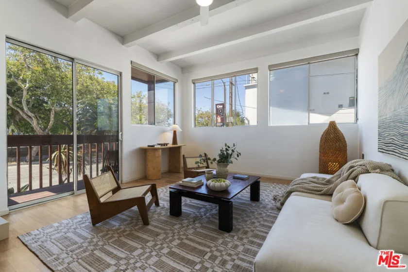 100 S Venice Boulevard #3 photo 38