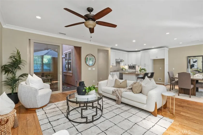 204 Overbrook photo 8