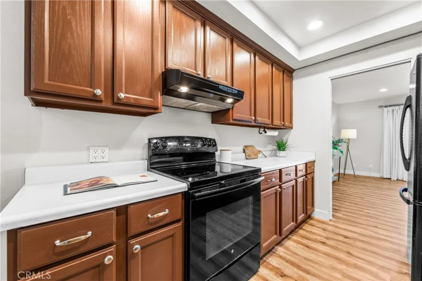 6800 Lampson photo 11