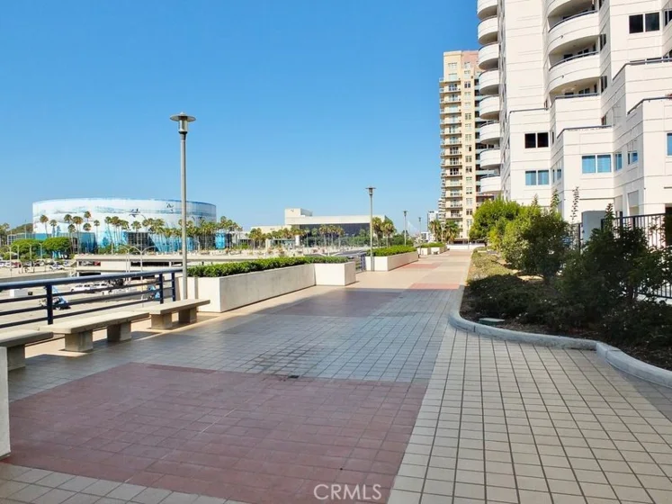 525 E Seaside Way 1007 photo 51