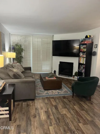 4705 Kester Avenue #116 photo 1