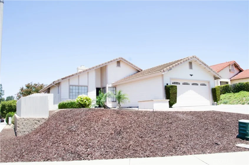 25408 Pistache Court photo