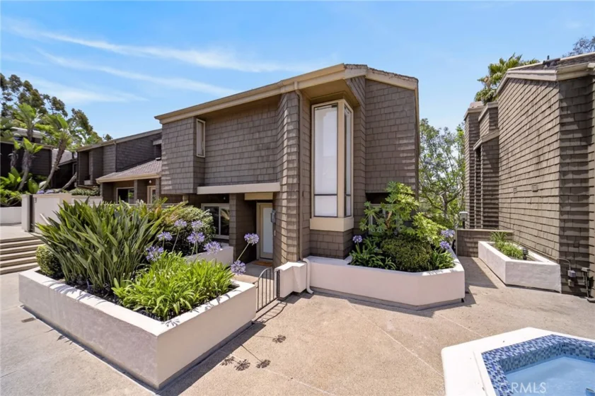 48 Sea Island Drive photo 2
