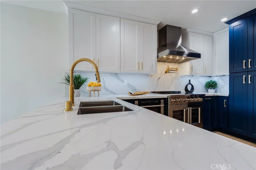11919 Mayfield #2 photo 2