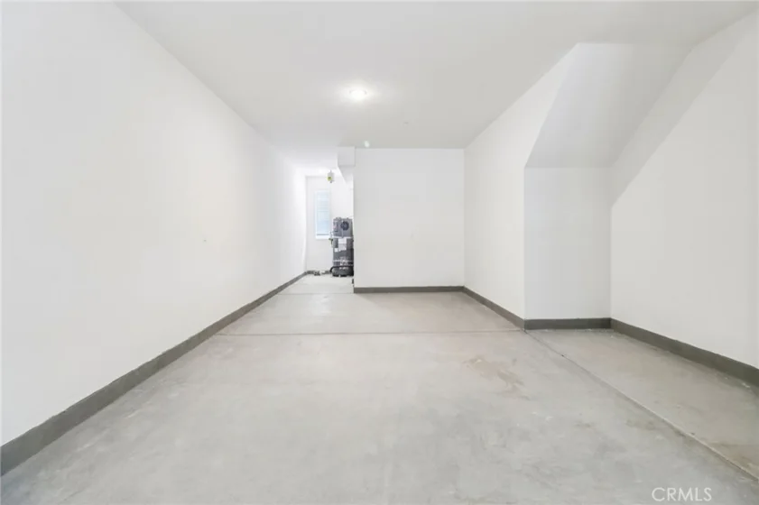407 Lotus Drive photo 24